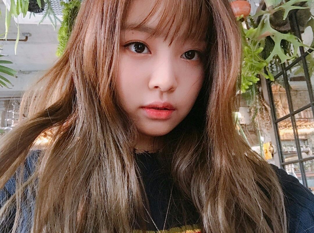 ______95a's tweet photo. たくさんfollowerサン欲しいので
ﾀｸﾞします .

03 | 🚺 | osaka ||

like⤵︎
bangtan : じみんよりおるぺん
brupin : おるぺん

#RTした人全員フォローする 
#ARMYと繋がりたい 
#BLINKと繋がりたい 
#BTS
#BLACKPINK https://t.co/cJABmxVKzT
