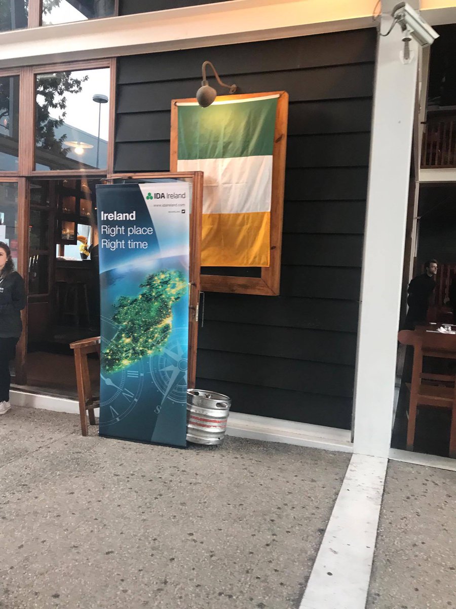 lulutech1's tweet photo. Wonderful to meet the @SaaStock team at @IDAIRELAND meet-up event during #websummit2017 
Looking forward to attending the event next year! :) https://t.co/BRAD4ptKGB