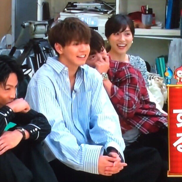 mujinzoo's tweet photo. えっと…玲於くんは涼太くんの…か、彼女か何かですか？(汗) https://t.co/zaEHVNIHZR