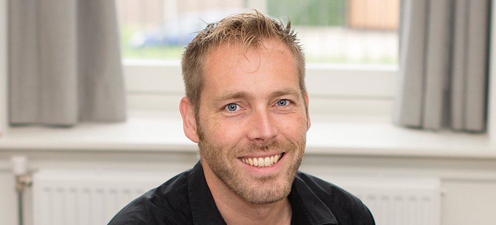 lexronald's tweet photo. Traditioneel de vrijdag na #LesteMert studiedag @Pax_Druten. Vanmiddag leren met #ICT met een inleiding van @mvanast van @kleppendicht https://t.co/MT2LTgqTTy
