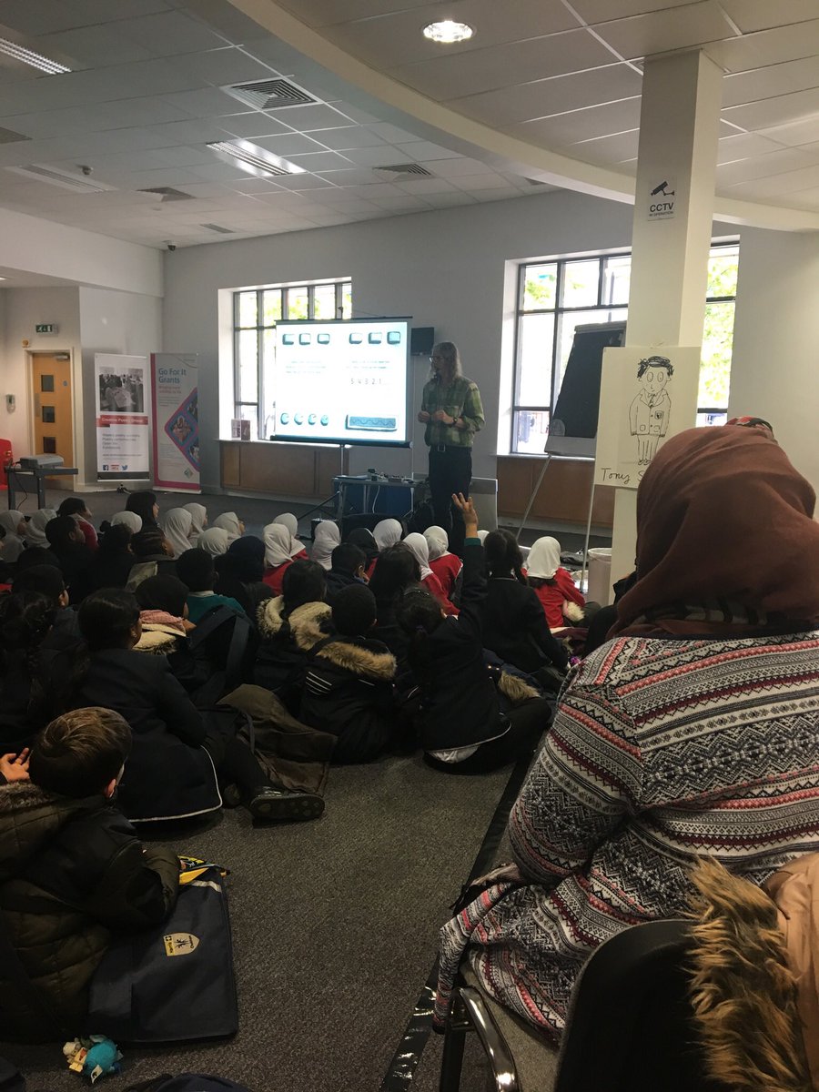 MissClarke3B's tweet photo. 3B take a stroll down to @NewhamLibraries in Stratford to meet the fabulous @LaytonNeal #tripno2 #wearesuperstars #we❤️reading https://t.co/C9IOaA1i3z