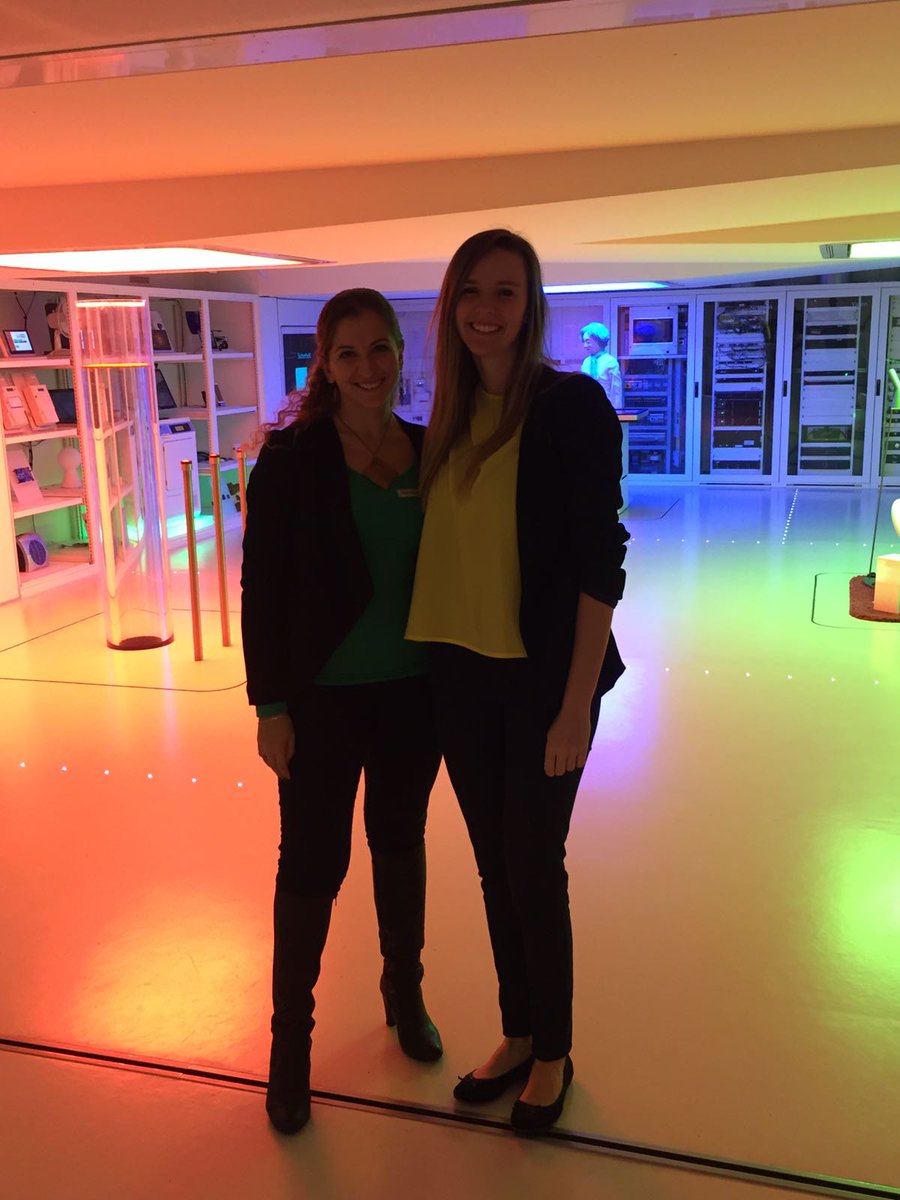 inspire529's tweet photo. Heute mit @annalisastef und @sunniejaye im #iHomeLab in Horw. Das #Wohnen der #Zukunft erforschen. #Energieeffizienz #Komfort #Sicherheit https://t.co/gvFuMbW8KY