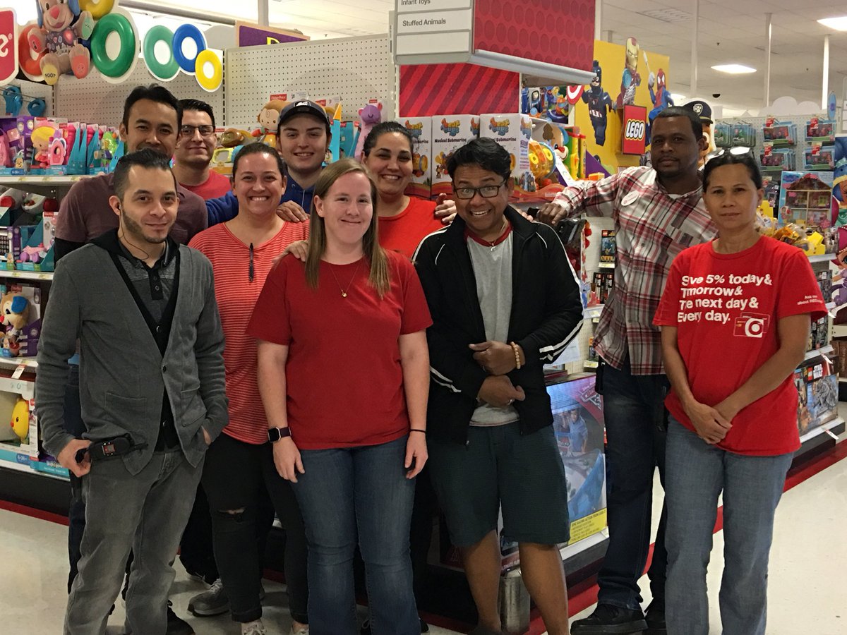 ladycin23's tweet photo. Remodel 2 in the books! Thank you Blue Diamond! What a great team and store! #T2164 🎯💎 https://t.co/zBBY4U4Nsg