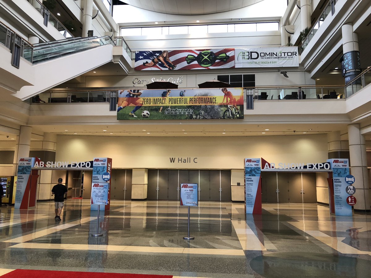 FiyrPod's tweet photo. Mac-Lloyd Sport is waiting for you at the @AthleticBizShow for the 3rd day !
@AthleticBiz #orangecountyconventioncenter #sport #abshow #sportracking #gps #us #Orlando #ABOrlando #athletics https://t.co/GdmsBL9VM7