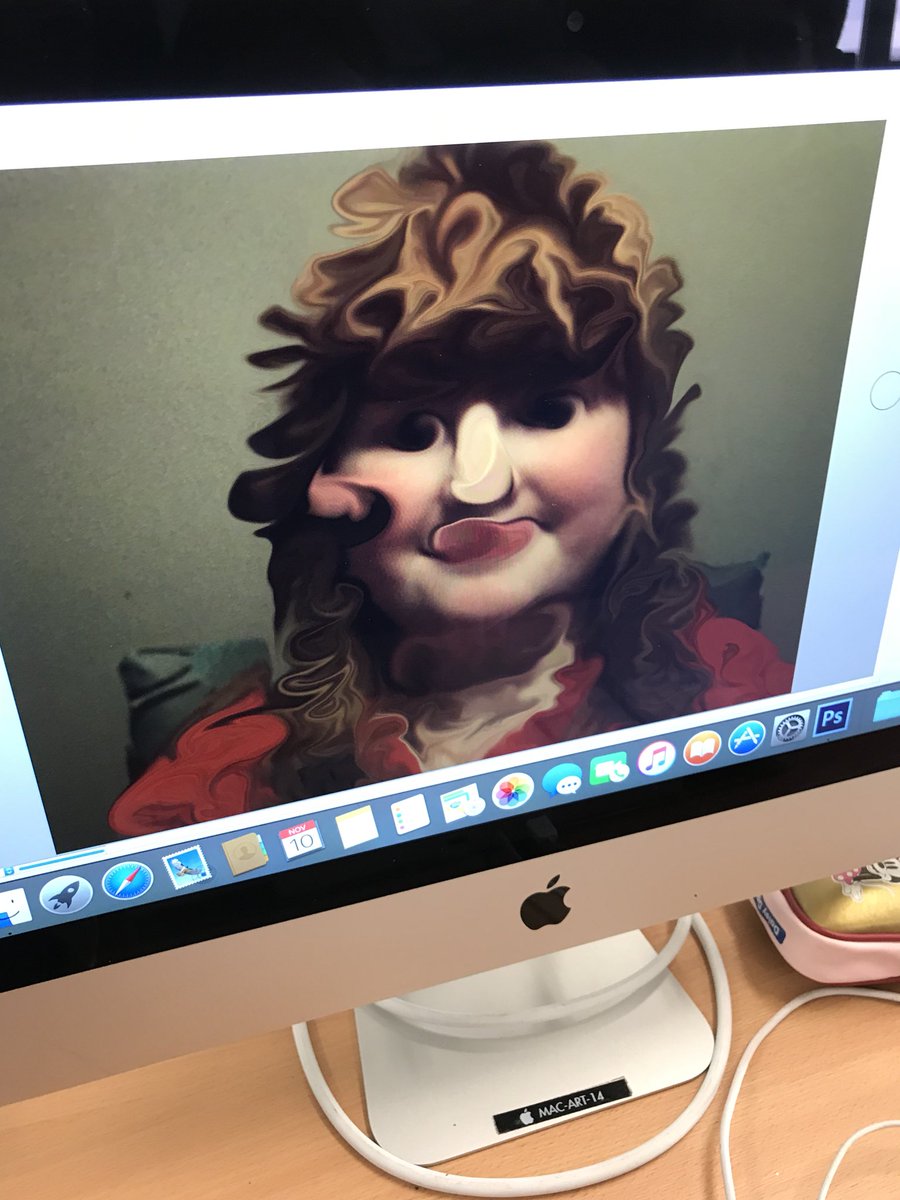 artsatsarum's tweet photo. Such brilliant work from Year 9 photographers today @SarumAcademy https://t.co/dSnbf8vVkl