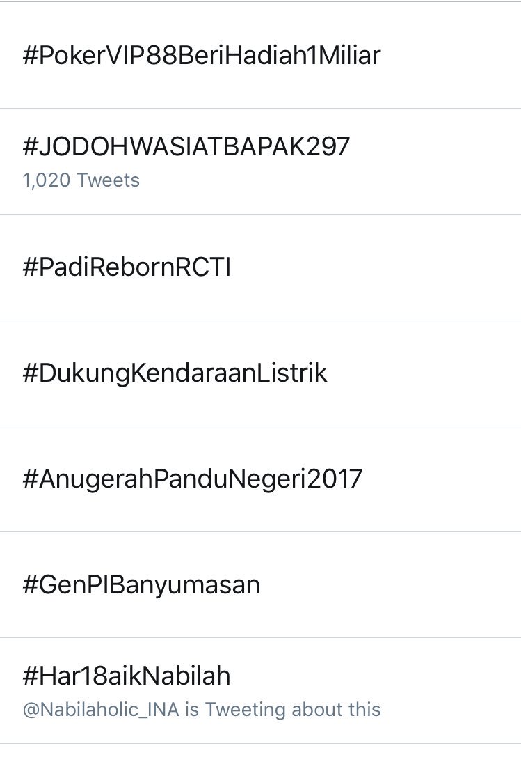 nblh_ayu's tweet photo. Lagi iseng eh ga sengaja liat paling bawah🤗 duh baru jam segini loh makasih banyak semua ya #Har18aikNabilah https://t.co/IcM6yEG3HO