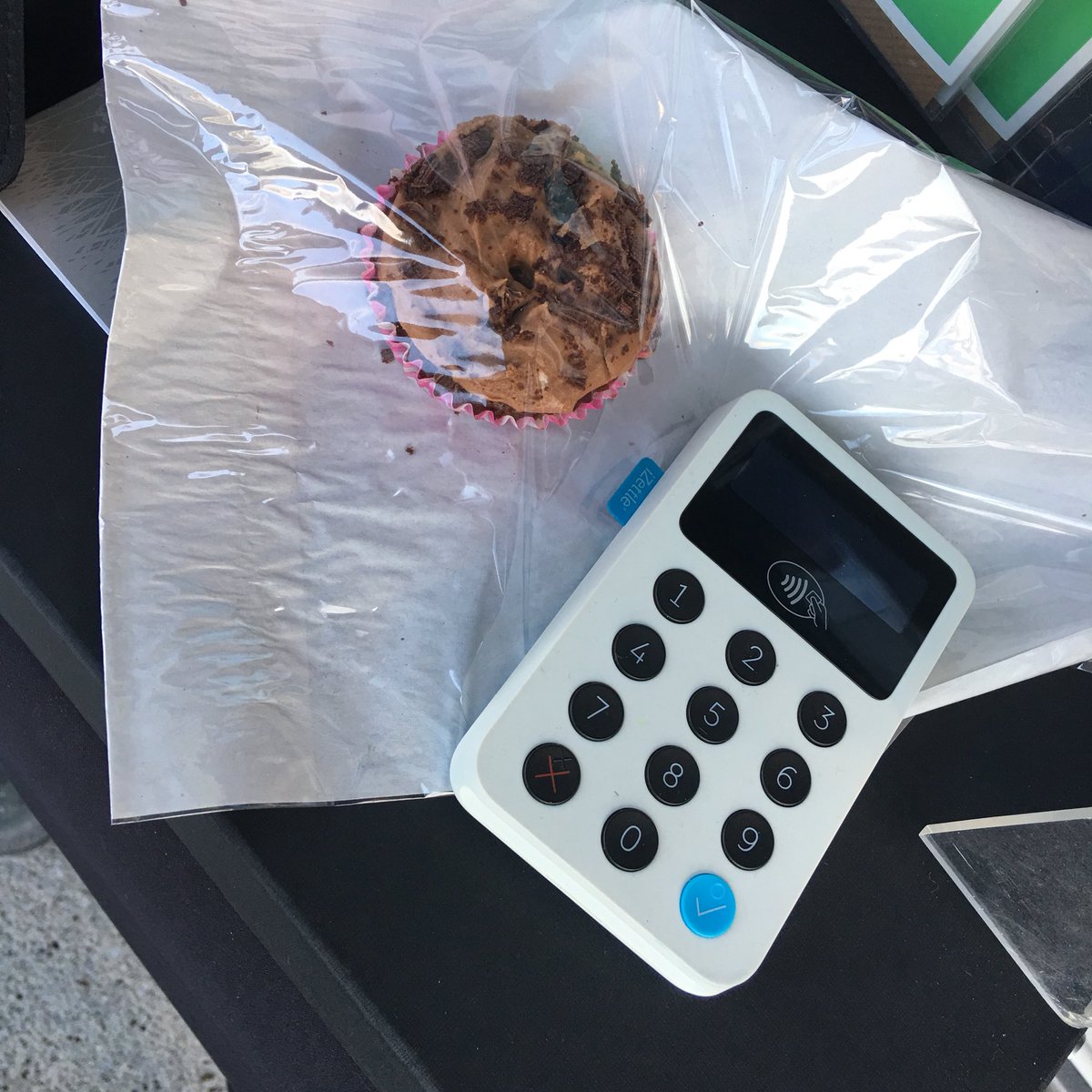 a2_alison's tweet photo. There’s a cake stall right near me. Oh my giddy aunt. #lovecake oh yes, and we take card payments. https://t.co/dvYoOGafrX