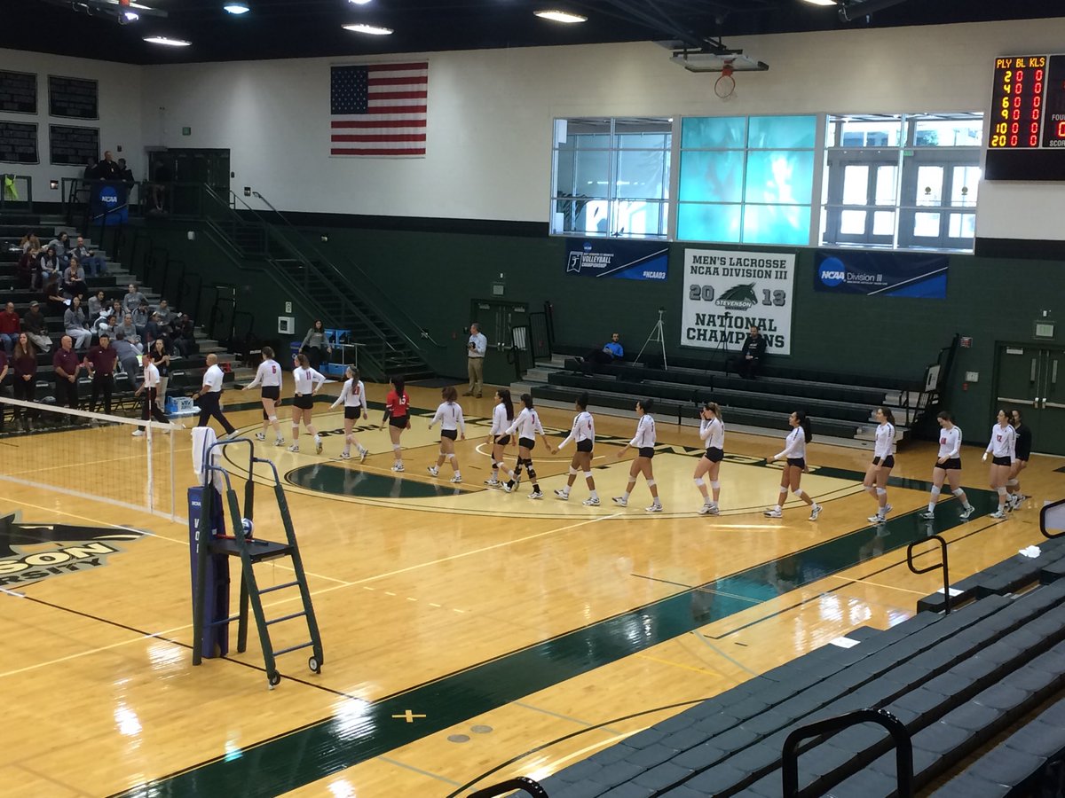 JoshCentor's tweet photo. Here they come! Tourney time! @tartanathletics @CMUTartanVolley https://t.co/bLlmOV8MP8