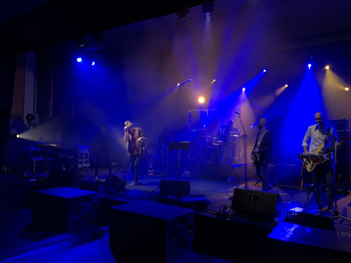 FiraTroVAM's tweet photo. Els castellonencs deBigote obren la Màgic Box auquesta nit en el marc del #FestivalAuditoriObert del #Trovam2017. Presenten #Telescopia. https://t.co/Nvwb3POPQS