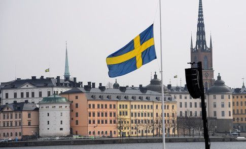 wef's tweet photo. This is why #Sweden produces so many startups https://t.co/mprg07SGhI https://t.co/Qcq5dkGaCh