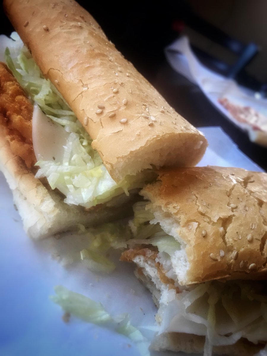 jrenaywash's tweet photo. First-timers at #ParkwayPizza, the little dude and I. Won’t be the last time. #firstpizza #crispychix #Utica https://t.co/3qe52O8PwF