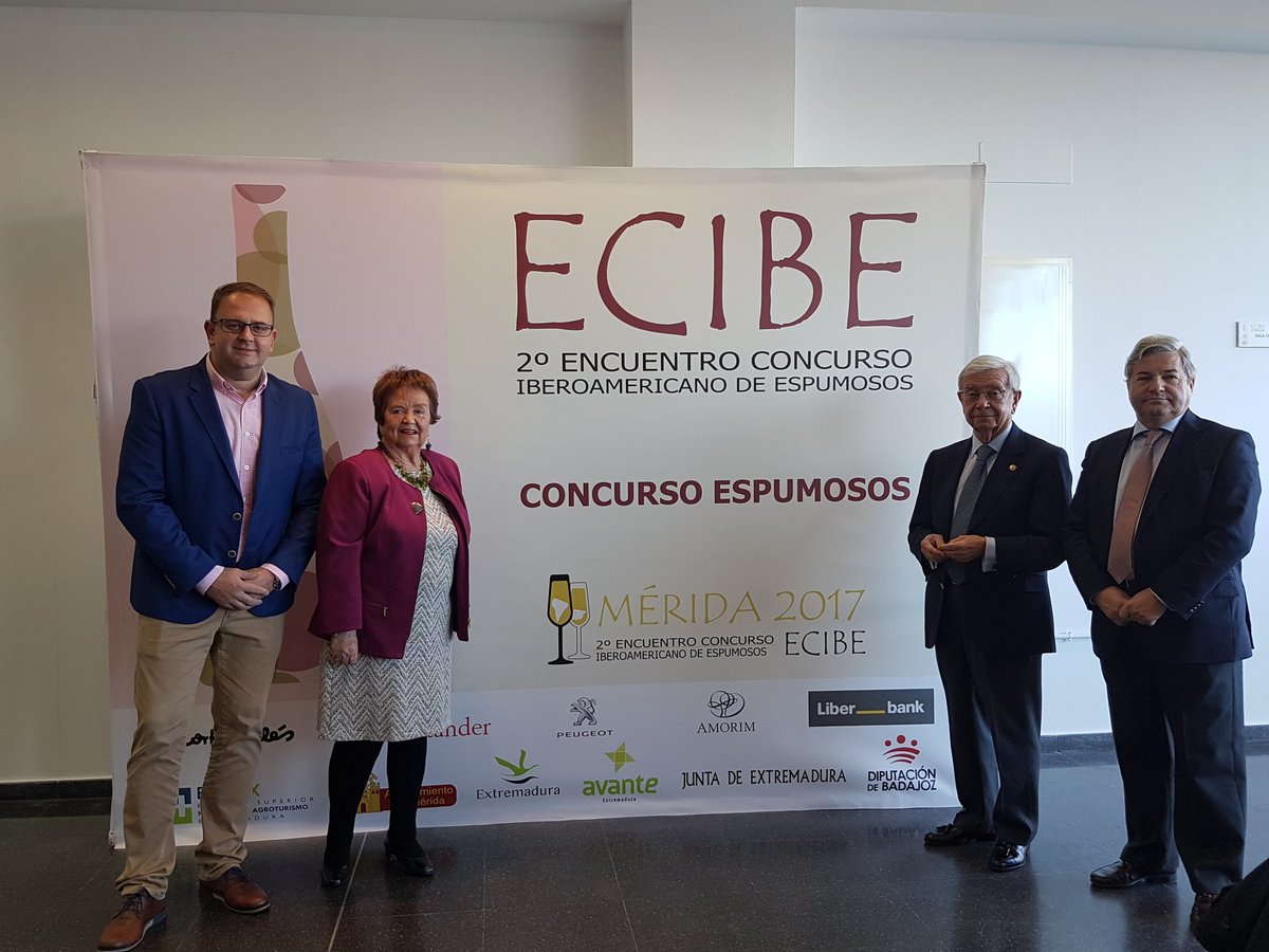tiernoquepido's tweet photo. Catando en #ECIBE, 2° Encuentro #Concurso #Iberoamericano de #Espumosos #Merida. Espectacular la organización de todo, #laflorynata @EquipoTEAM y @isabel_mijares.😍 https://t.co/KonyAb7cAs