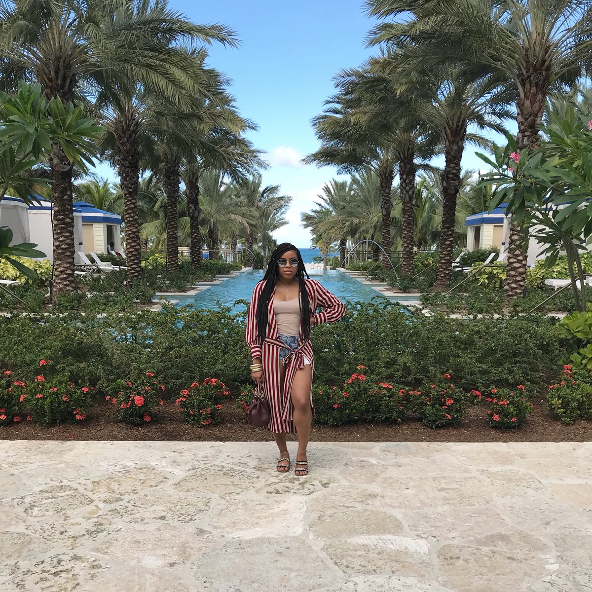 MelissaChanel2's tweet photo. Vacation life. #7dayreset #melissachaneltravels https://t.co/FjUfzT4uEF