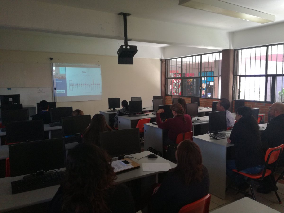 CECyTEHPachuc's tweet photo. Personal del @CECyTEHPachuc en Conferencia #YoNoAbandonoSEPH https://t.co/JdclYXTbbh