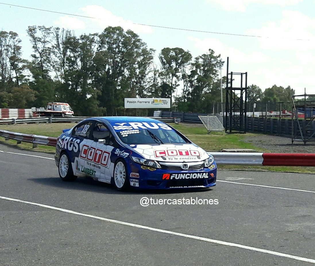 #TNenBsAs | Final del entrenamiento para la Clase 3 🏁
1 <a href="/LeoLarrauri/">Leonel Larrauri</a> - <a href="/FacundoArdusso/">Facundo Ardusso</a> 
2 <a href="/JulianSantero/">JULIAN SANTERO</a> - <a href="/IribarneFede/">Federico Iribarne</a> 
3 <a href="/hannaabdallah1/">hanna abdallah</a> - <a href="/cbmracing_13/">C. Bodrato Mionetto</a>
4 <a href="/MWernerOK/">Mariano Werner</a> - <a href="/LucasColomboR/">LucasColomboRussell</a> 
5 @pinchitolobe - <a href="/dfineschi/">Damian Fineschi</a>