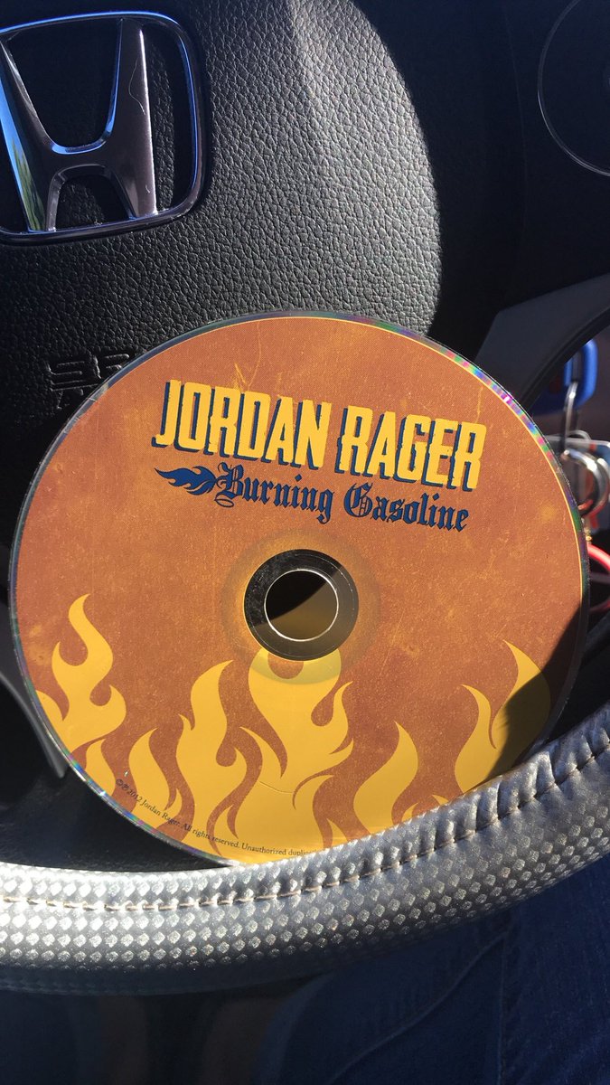 _scourt's tweet photo. Got that OG @Jordan_Rager on repeat today. 🤟 #throwbackfriday? https://t.co/OlAH2ZS82V