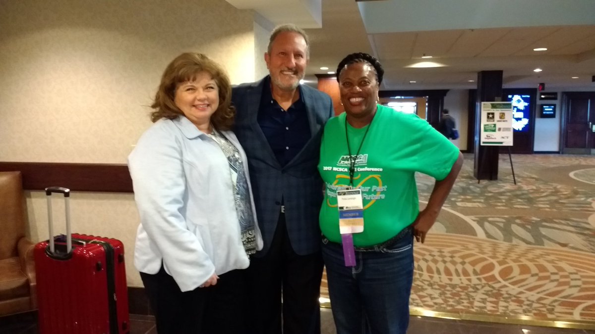 lizoz1's tweet photo. Look at who l get to hang out with at the NORTH Carolina School Counselor Assoc Conference #@NCSCA17 Russ Sabella &amp; Cynthia Floyd. https://t.co/IGBgAYXXsO
