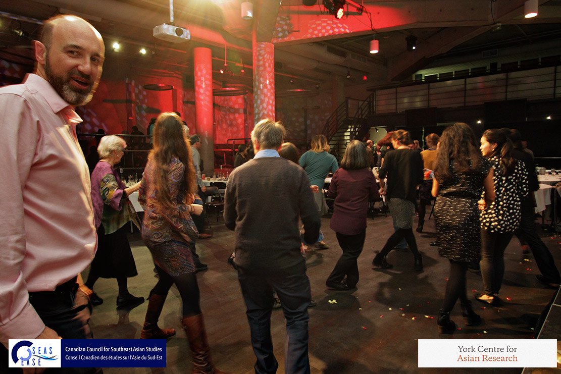 asia_york's tweet photo. @PhilipKelly70 contemplates joining the #CCSEAS dancefloor.
@YorkGeography #CCSEAS2017 https://t.co/XLDqJZvBvw
