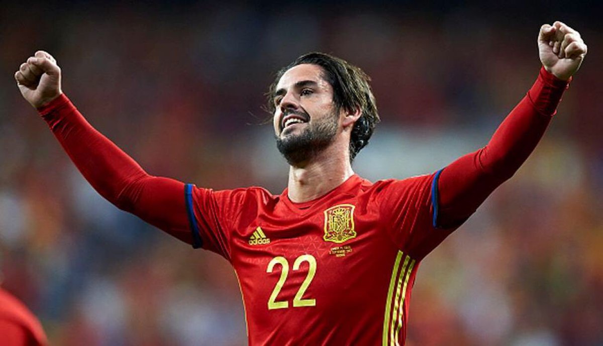 Hoy más que nunca GRACIAS por la exhibición que diste contra Italia <a href="/isco_alarcon/">ISCO ALARCON</a>. Sólo de pensar que podríamos estar ahora mismo en Suecia jugándonos la vida se me pone mal cuerpo.