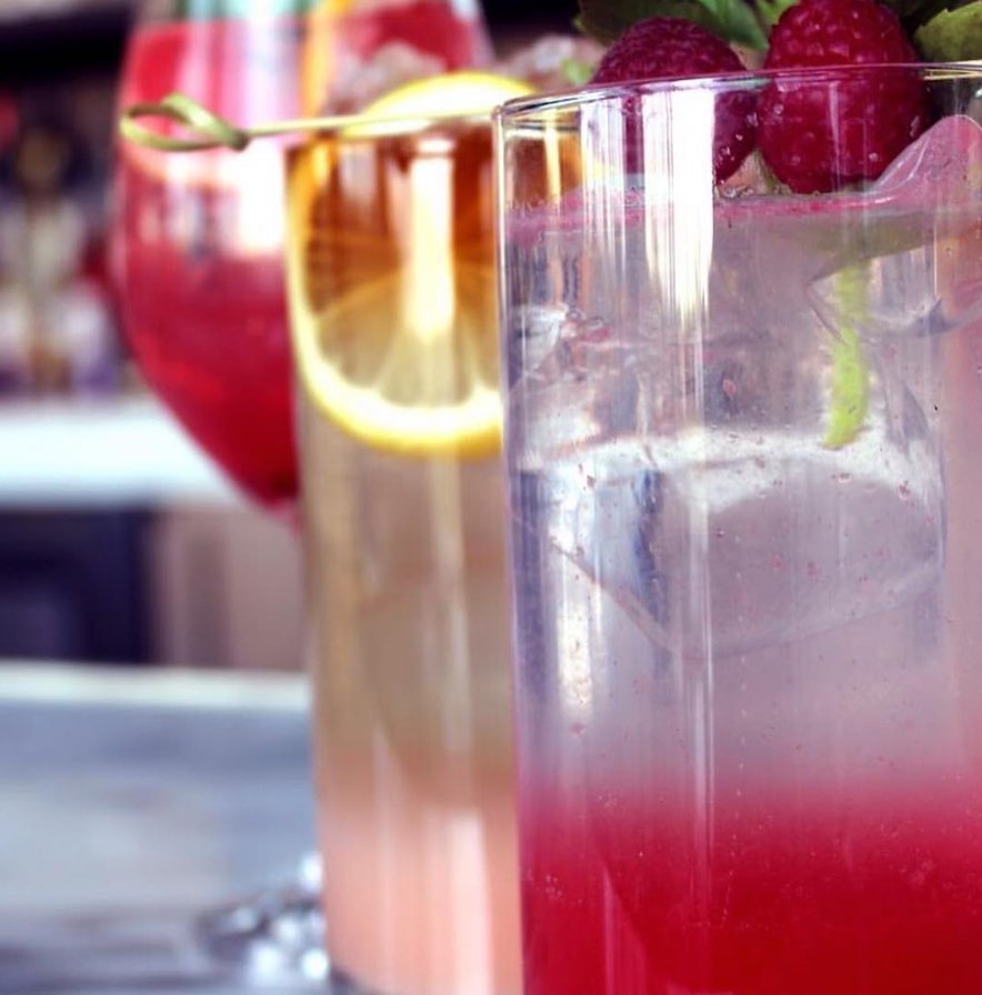 WestinSantaFe's tweet photo. ¡Bienvenido viernes! Disfruta de deliciosos cocteles creados por los mixólogos de #MarketKitchenDF #MarketKitchenCDMX #WestinSantaFe https://t.co/Y2z10BBTiz