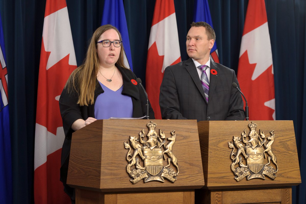 ChristinaNDP's tweet photo. To all Alberta coal workers: we have your back. The new $40M Coal Workforce Transition Fund will help coal workers as they transition to retirement or new employment so they can continue to earn a good living for themselves and their families. https://t.co/0pGwKZywi7 #ableg https://t.co/f556zx6gFI