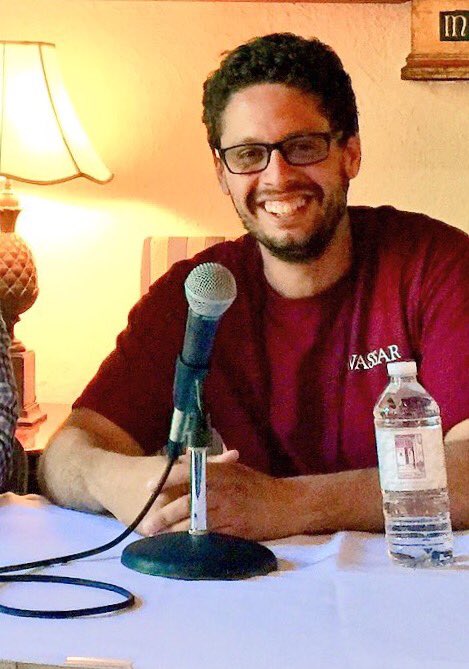 tclayunderwood's tweet photo. Thank you my @Vassar friends @brm90 @cody_dee8301 @BragaAllDay for your service to our country. #VeteransDay2017 @VassarAlums https://t.co/4W1vDBCLdj