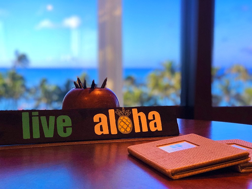 HyattWaikiki's tweet photo. Happy #AlohaFriday from #NaHoOlaSpa! Runners, book your marathon treatment now before all the spots are taken for our seasonal offer. https://t.co/qYxdbMuY5Y #honolulumarathon #waikikispa #waikiki #hyattregency #lomilomi #facials #wraps #marathonrunner #runner https://t.co/244Wno6LFP
