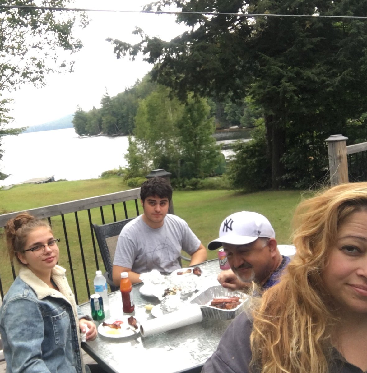 Jacquiemek's tweet photo. Yummy eats. Country air + swimming = famished for great food!! Beautiful Bancroft !! September 4th 2017 💗 https://t.co/4ddu6sgMRj