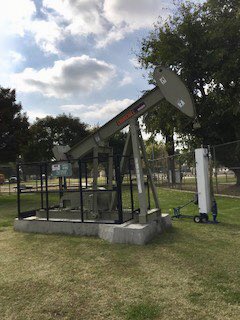 OfficialWSPA's tweet photo. Set up is underway for tomorrow’s Kern Energy Festival, where science and economy and imagination all meet. #kef2017 https://t.co/62Sj77sDgb