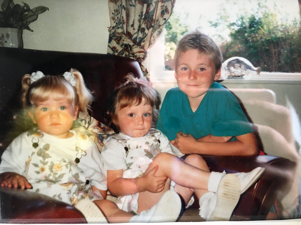 AlcoholChangeUK's tweet photo. Sisters Amy-Beth and Carys were born only 13 months apart. But at the age of 28, Carys died as a result of the damage alcohol had done to her body. Read their story #AAW2017 https://t.co/VFItX9wtaT https://t.co/1oSYDzcRzt