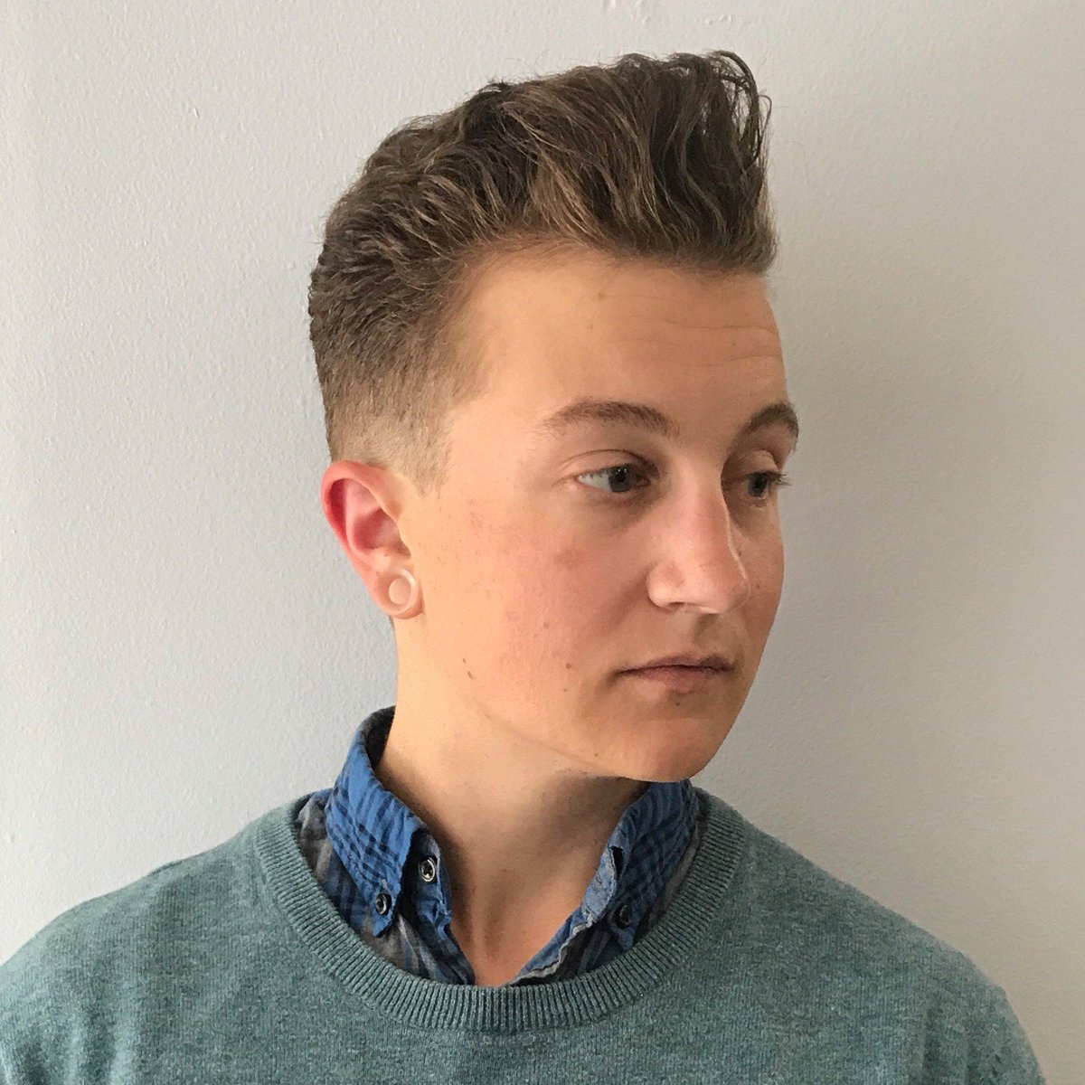 NomoboSalon's tweet photo. Haircut by Rachael. #chicagosalon #chicagohair #haircut #modernsalon #hairtrends #hairfade #faded #cleanup #nomobo #ashlandave https://t.co/GL0zoPSwwU