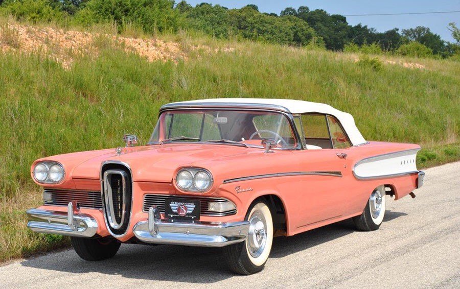 CarlisleEvents's tweet image. Live stream of today's #FallAutoFest Collector Car Auction begins now! #CarlisleEvents @Hagerty @ClassicCars_com ow.ly/jZzS30guslt