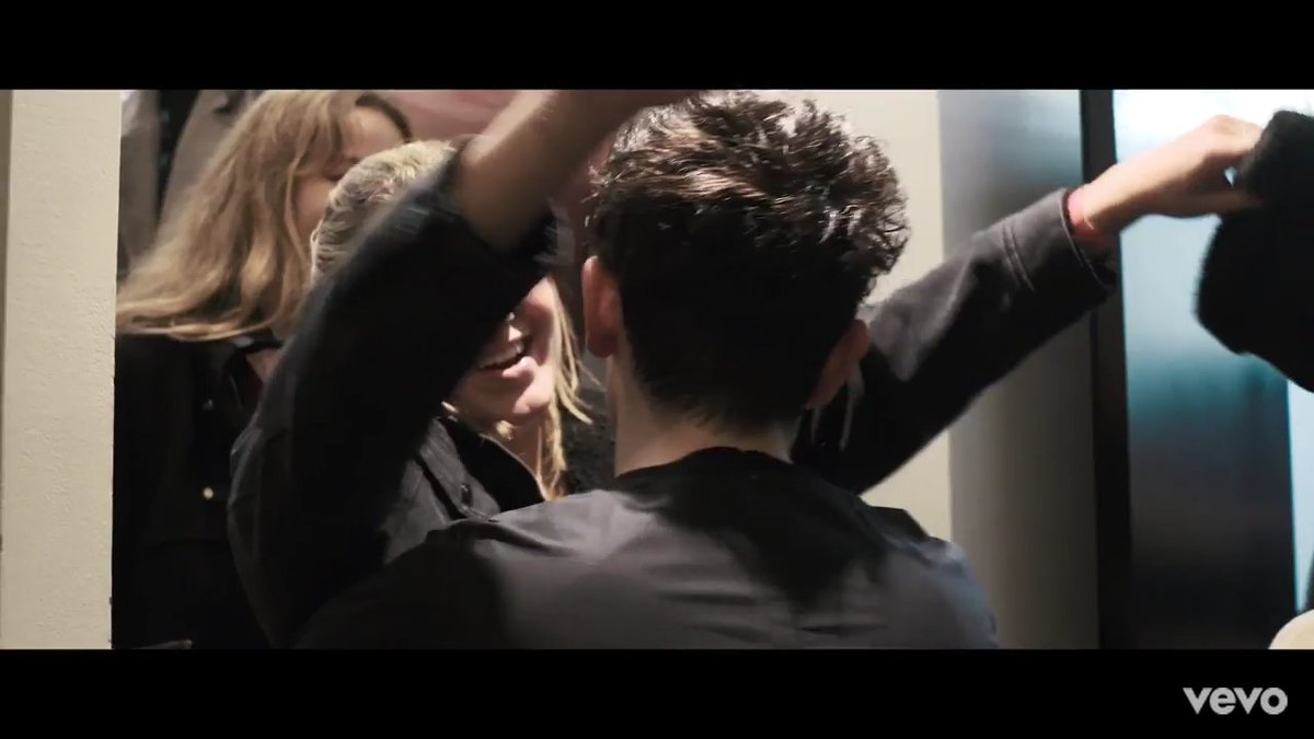 _birdsfeather's tweet photo. e vabbè ciaoooo
#sofiele da sempre, io vi amo ancora
@sofia_viscardi @michele_bravi https://t.co/F5mh94kszd