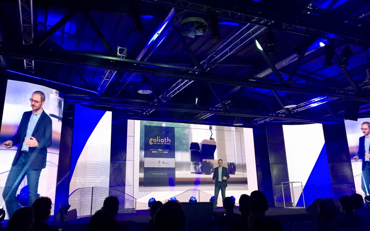 lorenzofrangi's tweet photo. Just finished talking about @GoliathCNC and #DigitalFabrication at #Futureland17 @TalentGardenit #GoliathCNC #springatech / photo credits @giovannizennaro (thanks!) https://t.co/hKRviUN4kN
