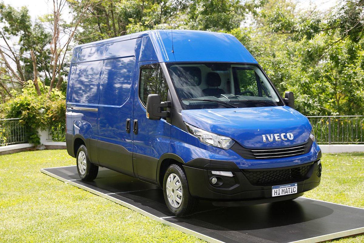 #PRENSA #CLIENTES

Estuvimos junto a <a href="/ivecoargentina/">Iveco Argentina</a> en la presentación de su nuevo Daily Hi Matic. Lo último en Argentina en materia de transporte liviano. #LoNuevoDeIveco