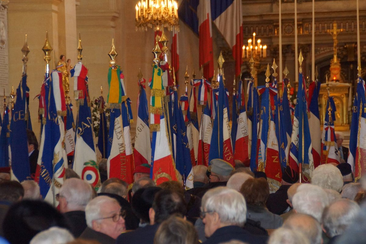 RPF_IDF's tweet photo. . @Morlet78100 assistait aux #commemoration s et veillées / messes pour le 47° anniversaire de la Mort du Général de Gaulle - #deGaulle #9Novembre #Yvelines #Poissy #Versailles - #RPF #RPF78 #RPFIDF #Morlet https://t.co/qFAck7qL6O