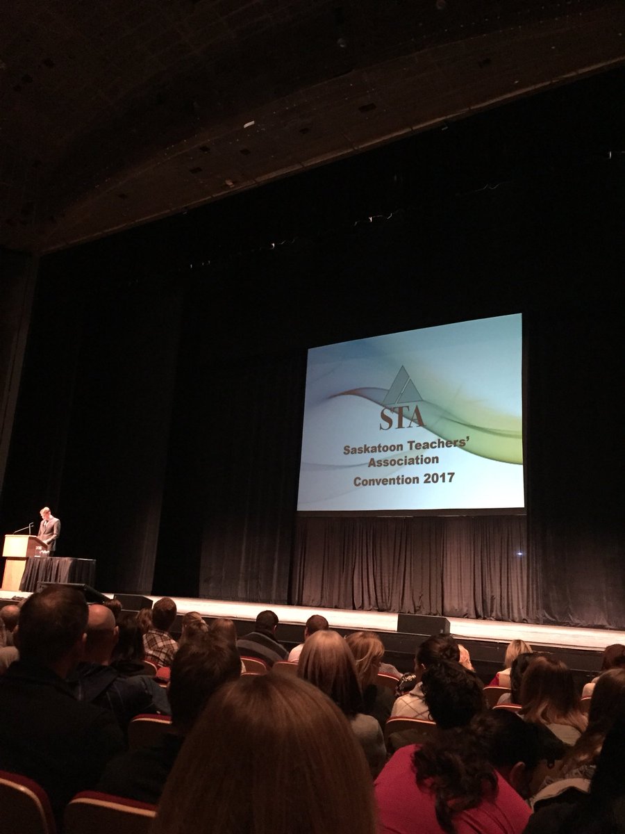 Shellsez's tweet photo. Full house at #STA2017 @stoonteachers @StoonPubSchools https://t.co/WIXrribb62