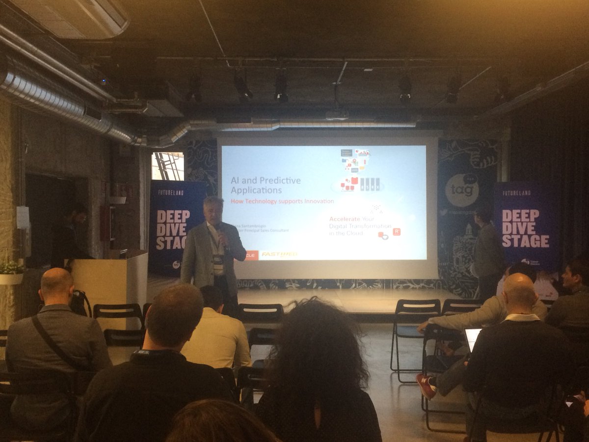 TalentGardenit's tweet photo. Come può la tecnologia supportare e guidare l’innovazione? Ne parliamo con @FASTWEB e @OracleItalia a #Futureland17 https://t.co/BwkSwK2QbW