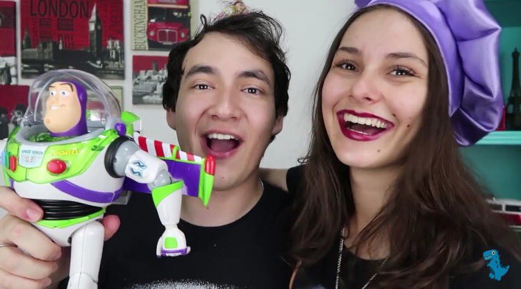 flybabacas's tweet photo. Casal do Ano ❤️❤️❤️ @superdearo e @manudigilio #Manu #Dearo https://t.co/OsaB03RKaw