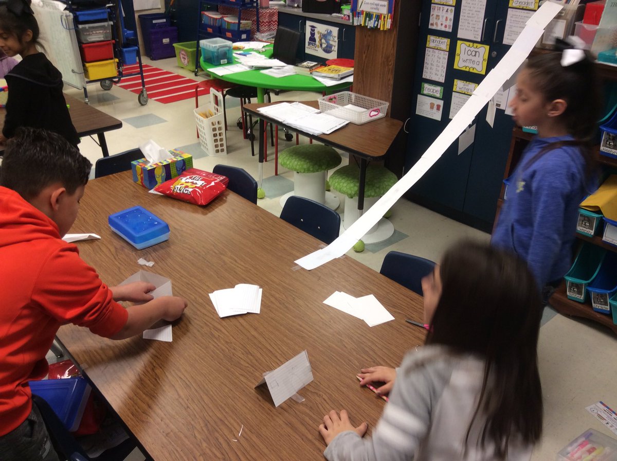 gottalovefirst's tweet photo. Genius Hour #Deslearning https://t.co/VXAwtfmOmg