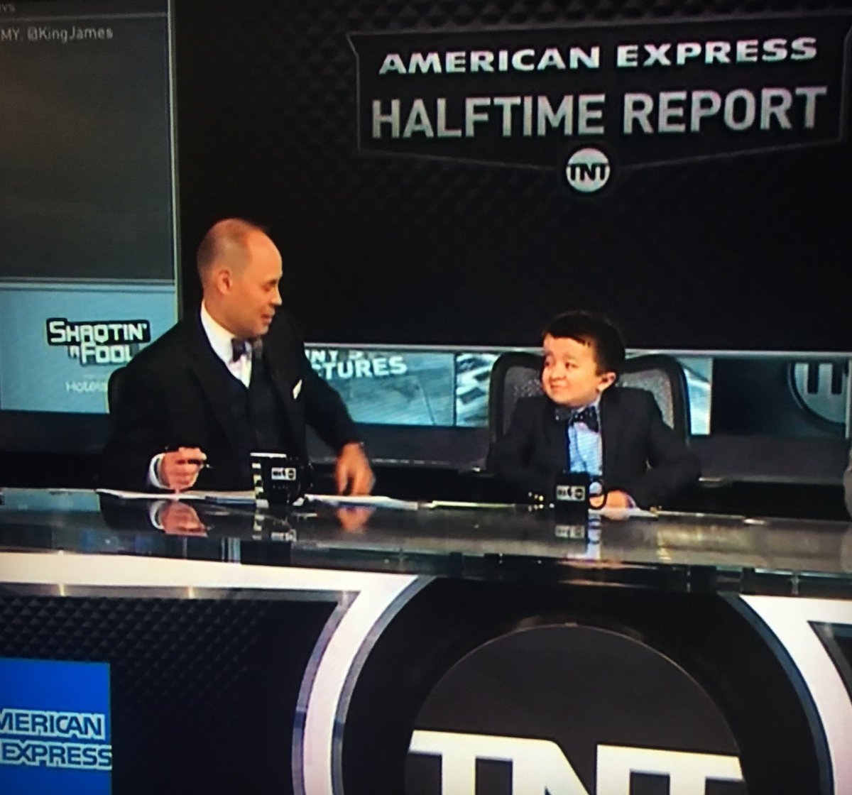 Proud to be a #oprf huskie even more after watching @Aleccabacungan4 last night on #nba on #TNT