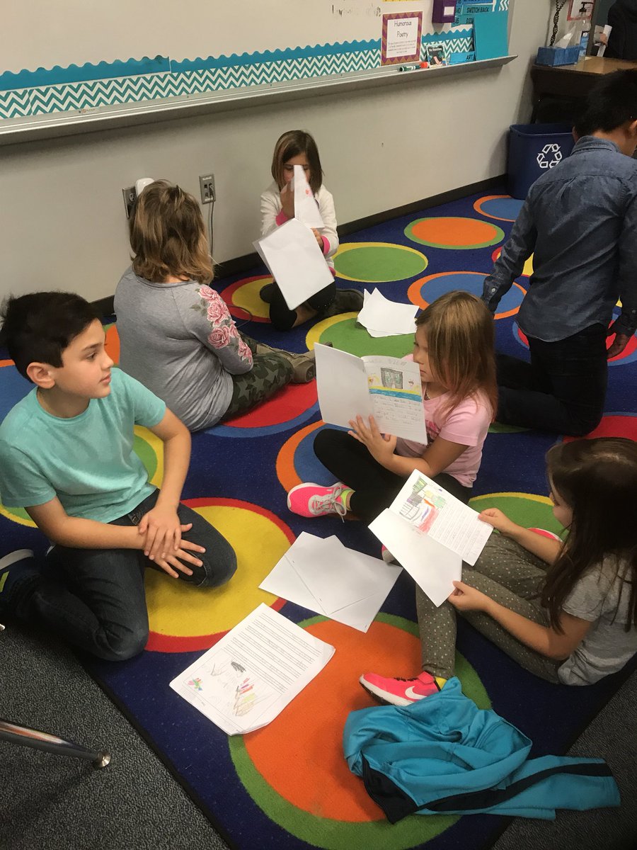 First graders shared their writing with us this morning! It’s amazing to see all of their hard word and third grade being great listeners! <a href="/WardStarsCCISD/">Ward Elementary</a> <a href="/Ward1stgr/">WardFirstGrade</a>