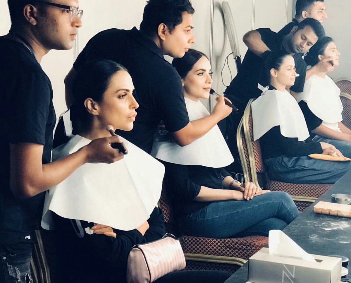 OhMyMascara_'s tweet photo. Glam up!
#MadeInPak17 #TDAP #MadeInPak #FashionPakistan https://t.co/f1Ni7DfgPT