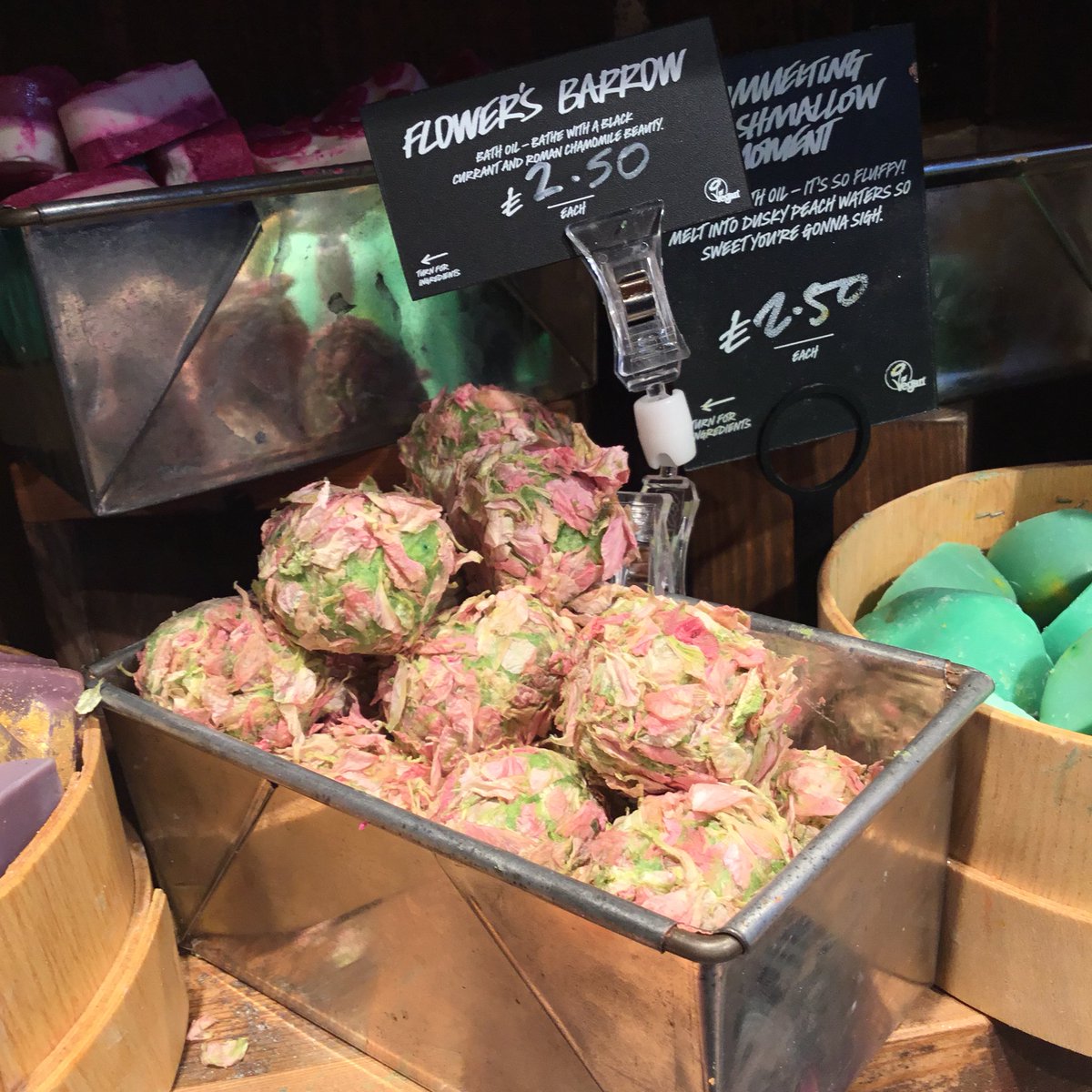 ExeterLush's tweet photo. We have some brand new bath melts!! Which one is gonna be your new favourite?! https://t.co/J1YwXX00lk