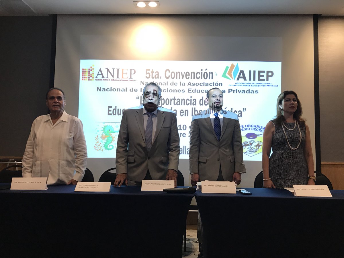nosmuevelapaz's tweet photo. En representación del Srio. @osoriochong el Dr. @hveras2010 participa en Quinta Convención Nacional de Escuelas Particulares de la #ANIEP https://t.co/nC3GSFlEH5