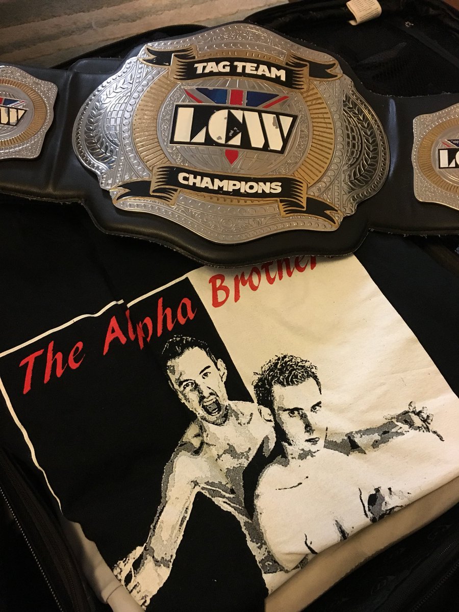 JohnnyAlpha7's tweet photo. Heading off to Mansfield for @HOPEWrestling soon
#AlphaChamp https://t.co/AvW8clz09X