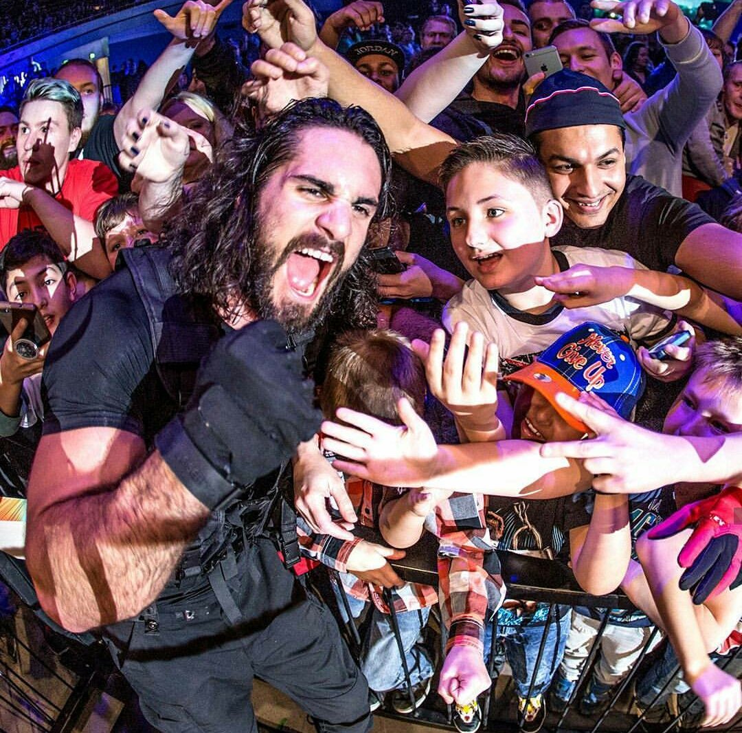 ShieldGifs's tweet photo. The Architect: Seth Rollins.
via- instagram https://t.co/gKJ9Et0njD