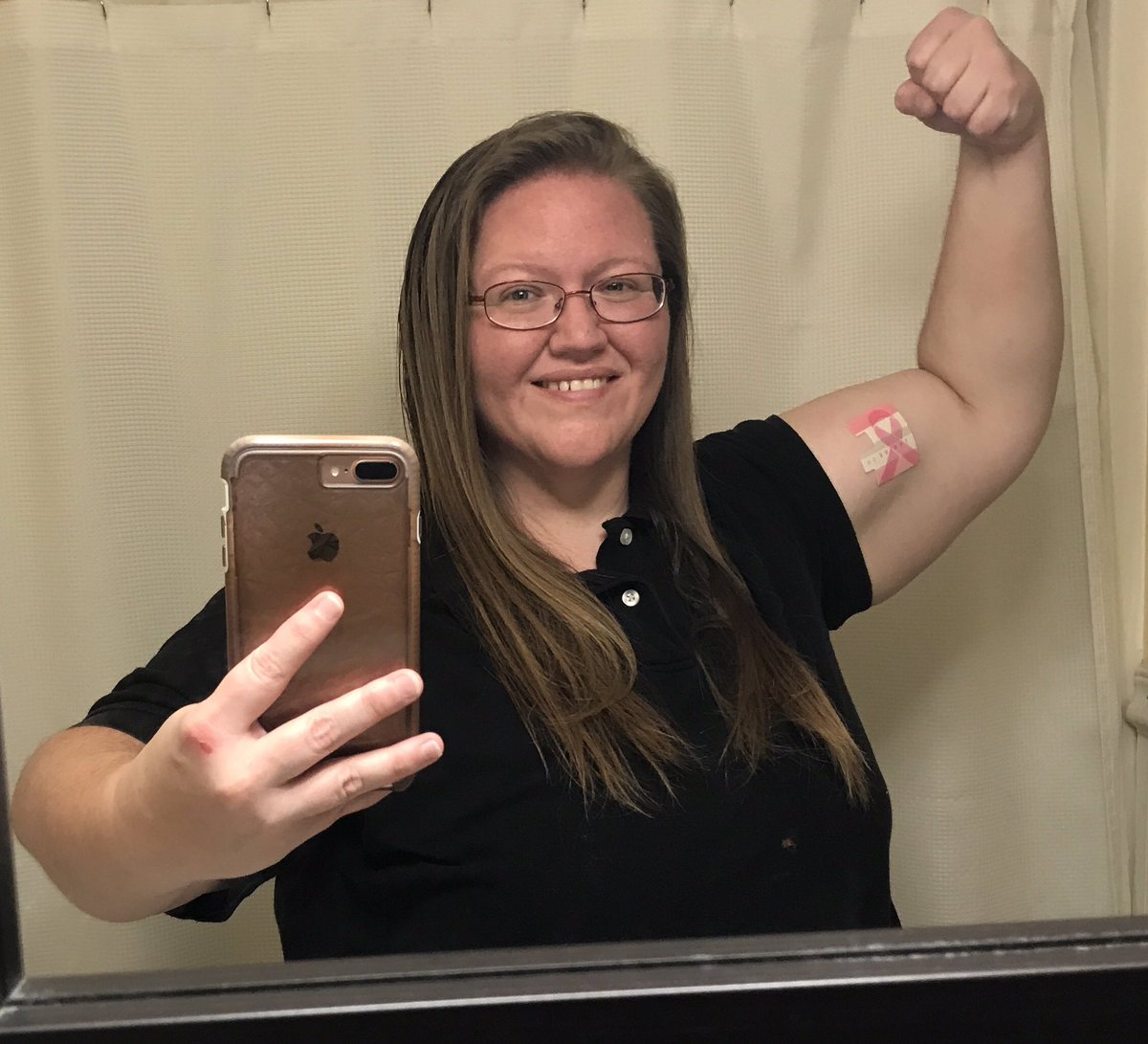 StacyHardney's tweet photo. Happy #FlexFriday! Thrived up (made a mocha/vanilla lifestyle mix shake today π) β
Workout done β
laundry done β
next up on the list is work π Have a great Friday everyone!! https://t.co/iSlXLKZRkd #thrivershaveenergy #joinme #Fatmelting #DuoDft #changingbodyinprogress https://t.co/urZVjqY1QC
