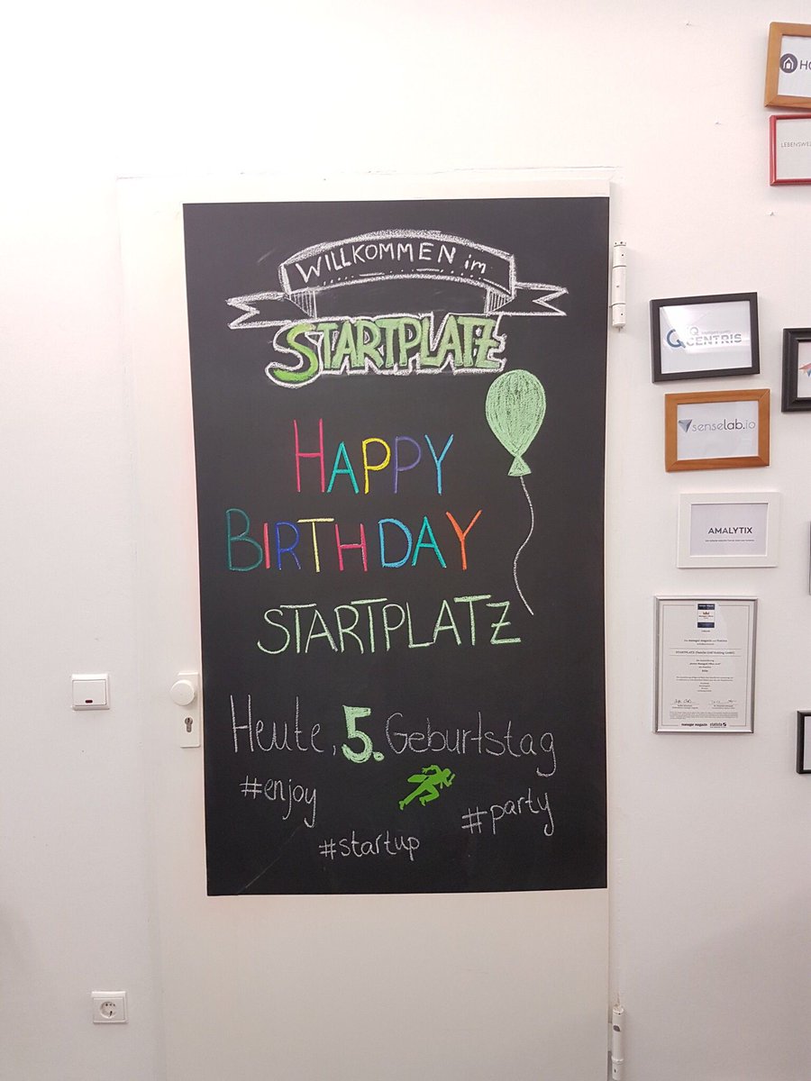 Radbonus's tweet photo. Wir haben Verstärkung im #Team bekommen und den #Geburtstag vom @STARTPLATZ gefeiert! 🎉 Es war eine super Woche! 😊 #Weekpeak https://t.co/noD8IEeE0I