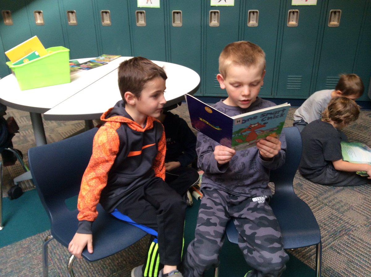 AnnaTyrrella's tweet photo. Reading with our K-Buddies! https://t.co/saalqI1XlO